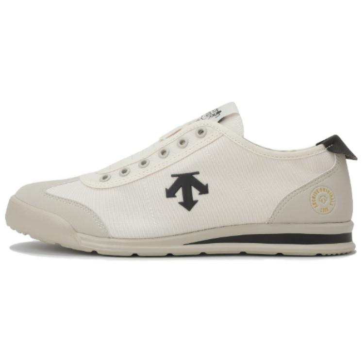 DESCENTE Low top Casual Shoes Unisex Ecru