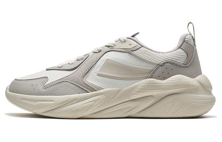 XTEP Slip Resistant Abrasion Resistant High top Casual Shoes Men's Gray White