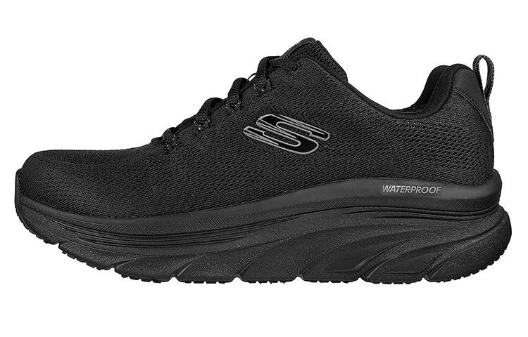 Skechers Relaxed Fit DLux Walker Low top Casual Shoes Women's Black