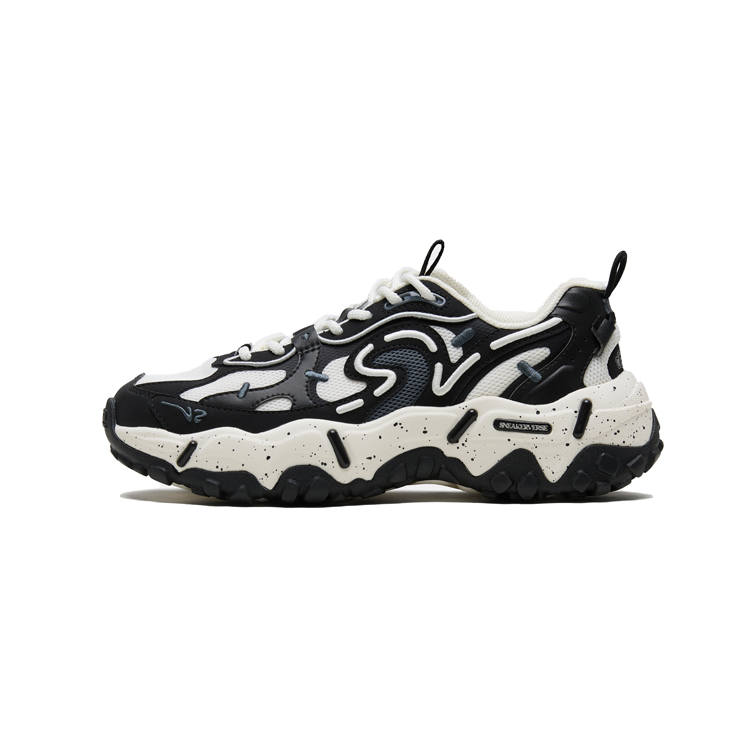 ANTA SNEAKERVERSE Slip Resistant Abrasion Resistant Low top Casual Shoes Women's White Black