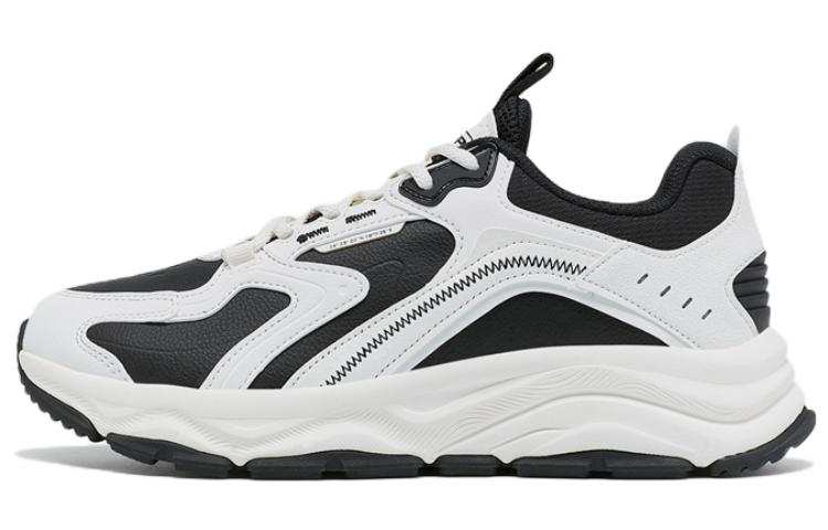XTEP Red Cliffs 1.0 Cushioning, Wear Resistant Low top Sports Casual Shoes Men's Black White