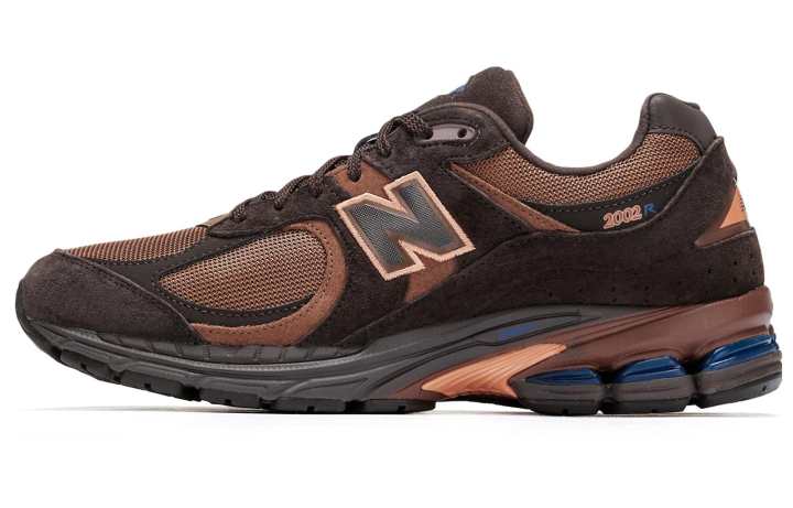 New Balance New Balance 2002R Brown