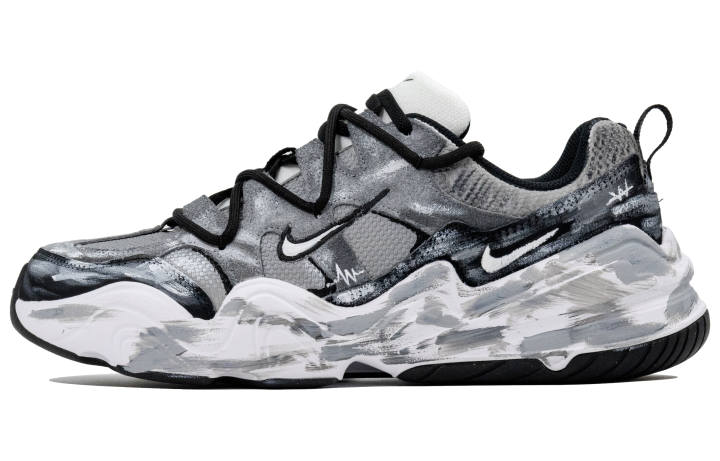 Nike Nike Tech Hera Painted Realm, Fault Heartbeat Abrasion Resistant Abrasion Resistant Low top Casual Shoes Unisex