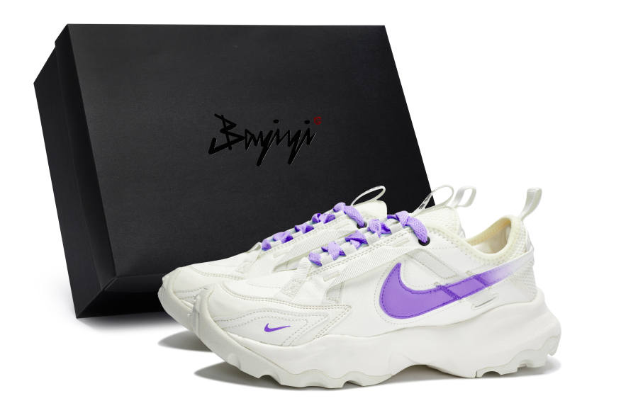 Nike Nike TC 7900 Slip Resistant Abrasion Resistant Low top Casual Shoes Women's Sail White Purple