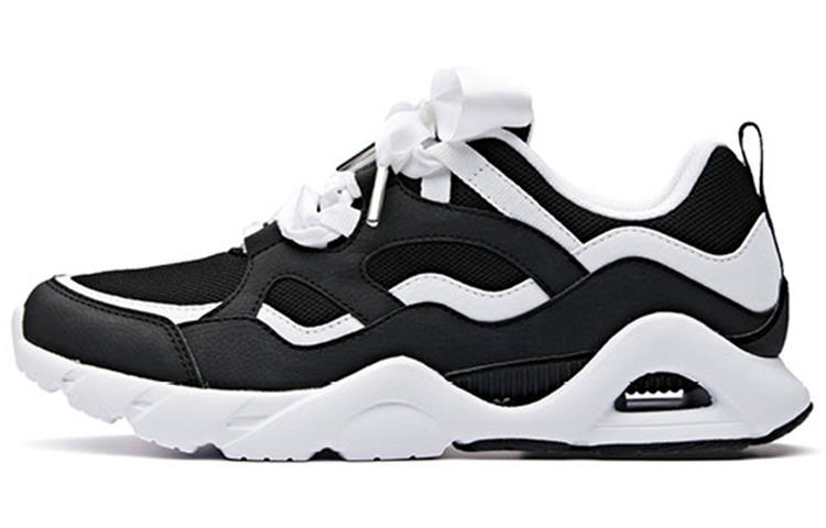 ANTA Casual Shoes Women's Low Top Black/Anta White