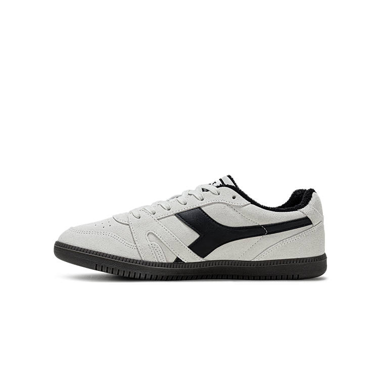 Diadora SAUNTER Synth Trendy Slip Resistant Low top Casual Shoes Unisex