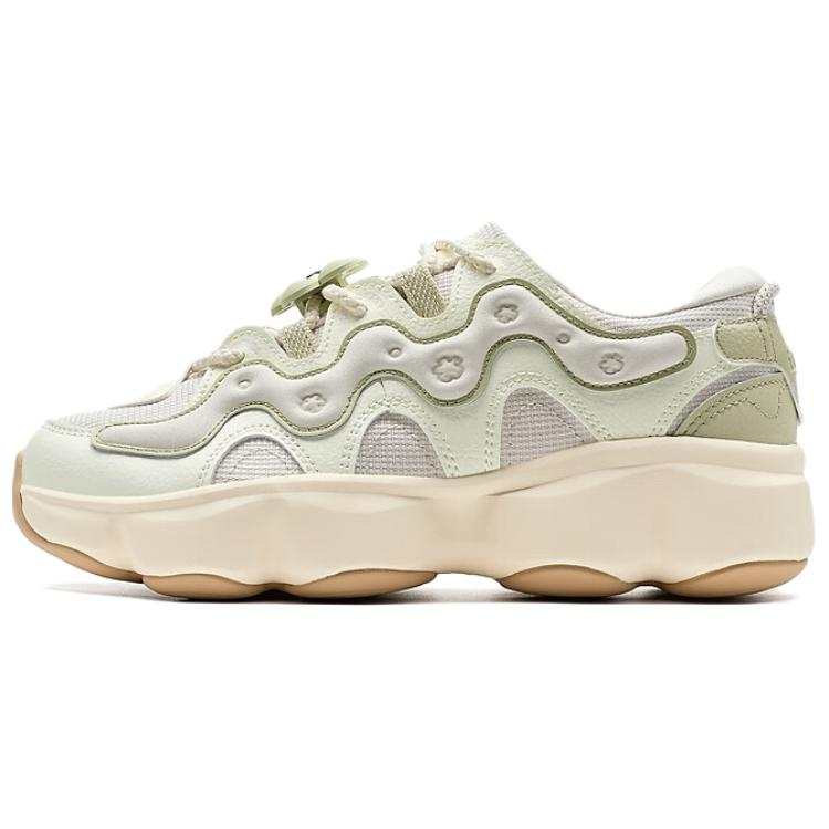 XTEP Slip Resistant Abrasion Resistant Low top Casual Shoes Women's Green