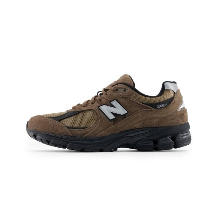 New Balance New Balance NB 2002R Low top Casual Shoes Unisex