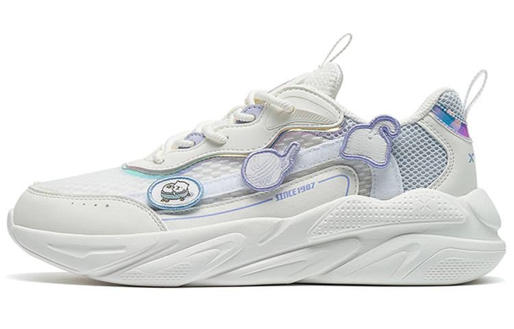 XTEP Cushioning Slip Resistant Abrasion Resistant Breathable Lightweight Low top Sports Casual Shoes Women's White Gray