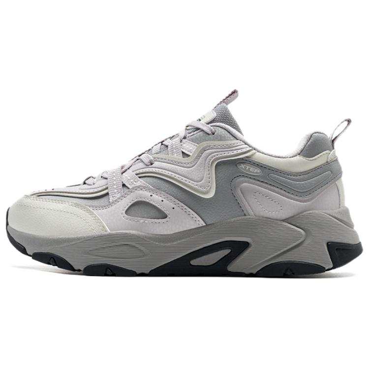 XTEP Red Cliffs 3.0 Slip Resistant Abrasion Resistant Slip Resistant Abrasion Resistant Low top Casual Shoes Women's