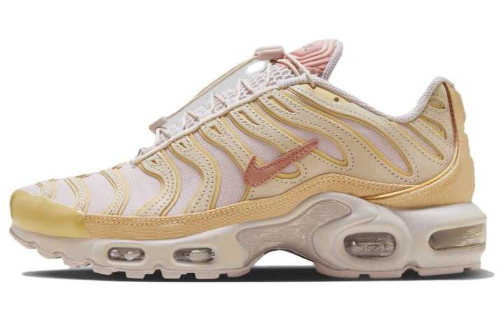 Nike Nike Air Max Plus Low top Casual Shoes Women's Light Yellow