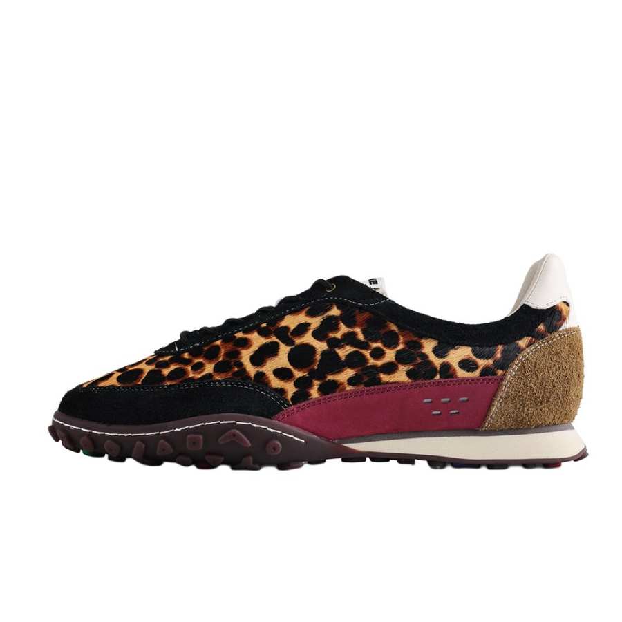 PANE Wind Leap Collection Panthera Onca Jaguar Print Low top Casual Shoes Unisex Brown