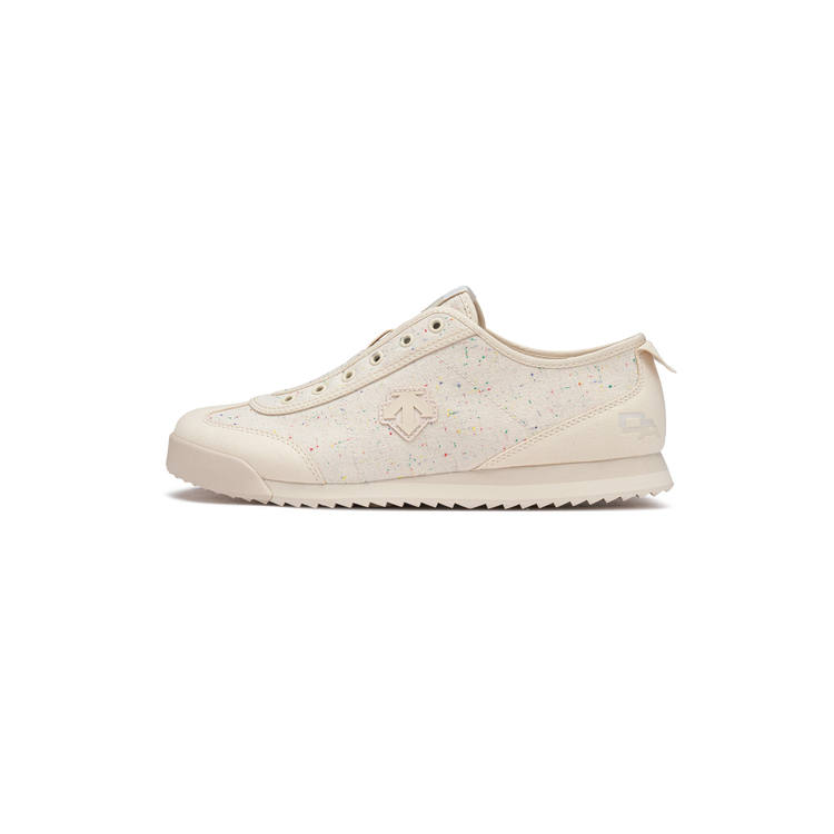 DESCENTE CHRON TEMPO Low top Casual Shoes Women's Beige