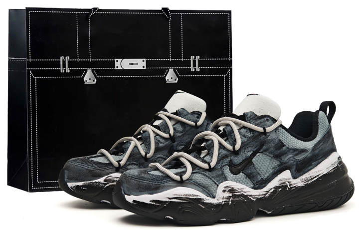 Nike Nike Tech Hera Special Box, Exploration Of The Stars Abrasion Resistant Low top Casual Shoes Unisex Black White Gray