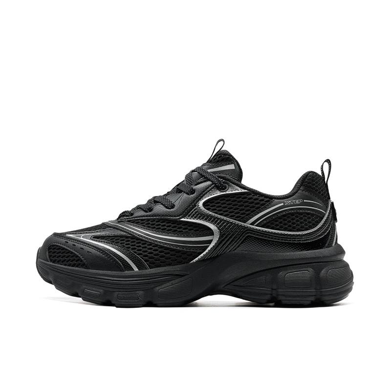 XTEP Slip Resistant Abrasion Resistant Slip Resistant Abrasion Resistant Low top Casual Shoes Men's Black