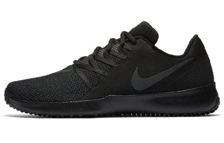 Nike Nike Varsity Compete Cushioning Slip Resistant Abrasion Resistant Breathable