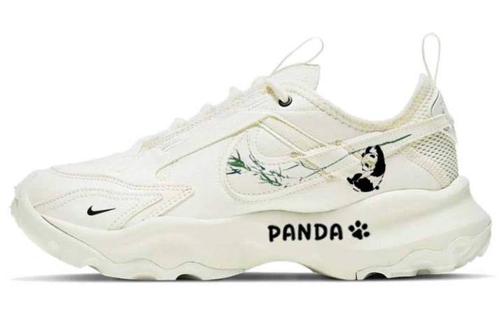 Nike Nike TC 7900 Comfortable Panda, Panda Hugging Bamboo Slip Resistant Abrasion Resistant Low top Casual Shoes Women's