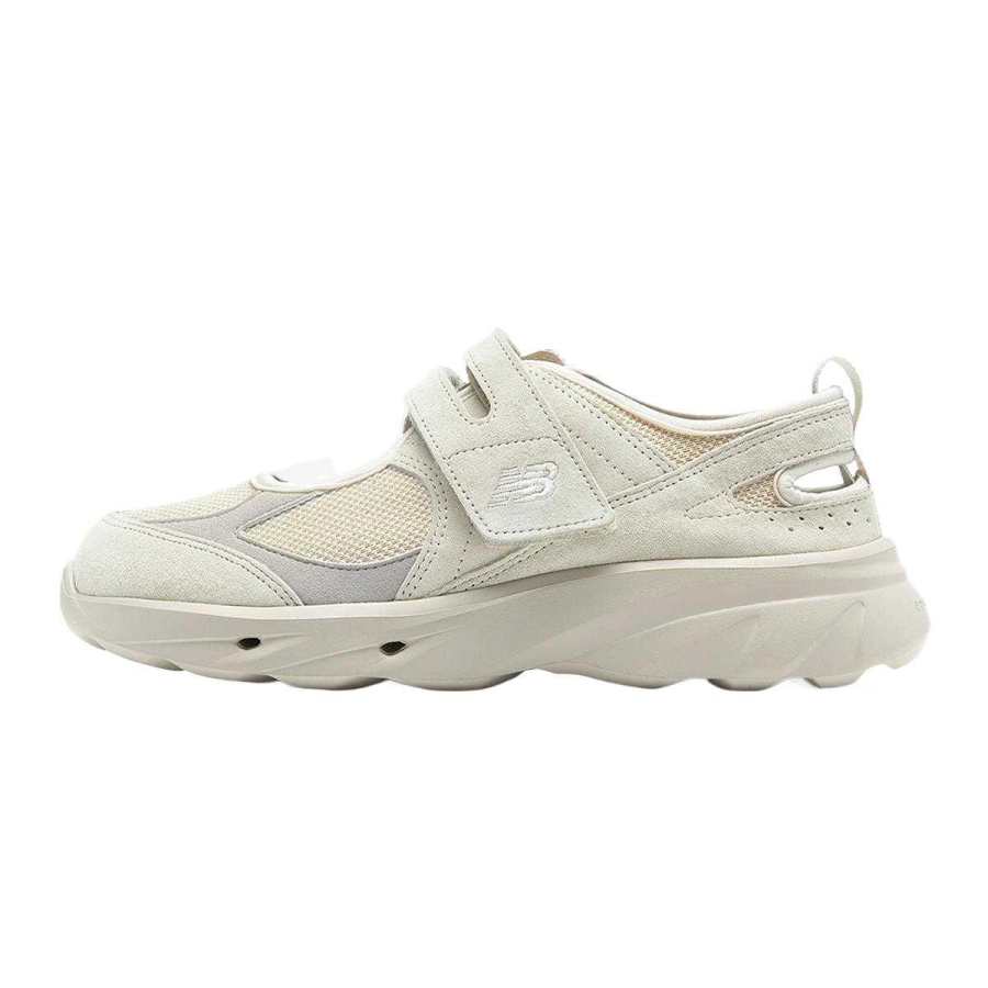 New Balance New Balance NB Breeze Abrasion Resistant Low top Casual Shoes Unisex Ivory