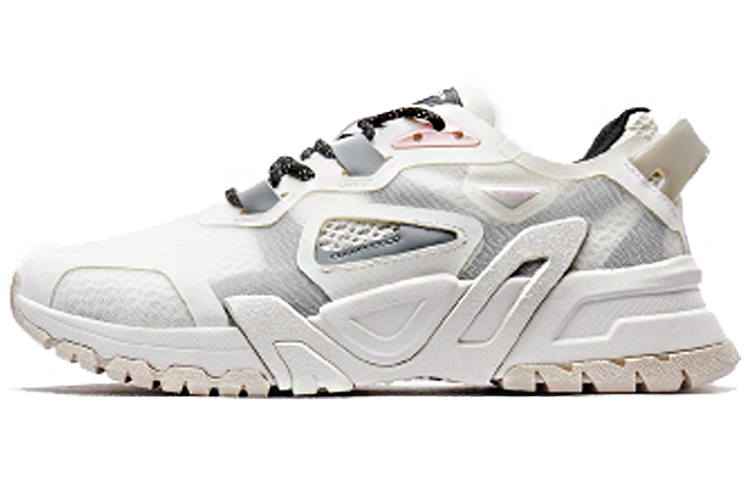 XTEP Breathable Cushioning Low top Sports Casual Shoes Women's Ecru