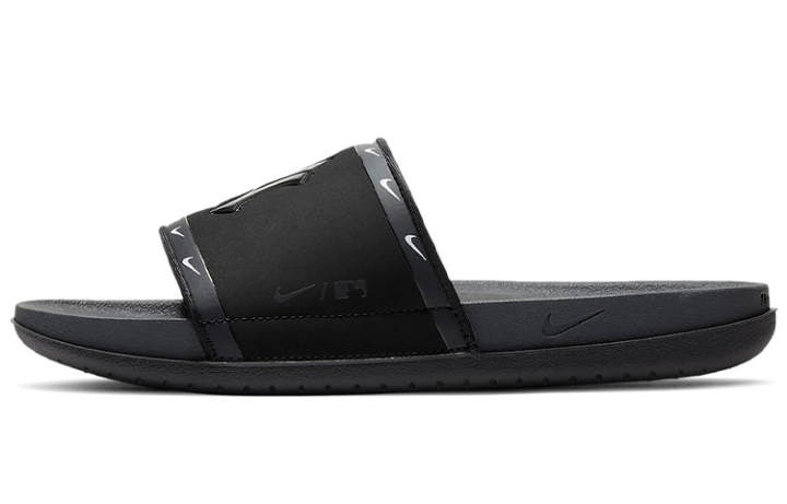 Nike Nike X Mlb Offcourt Slide 'New York Yankees'