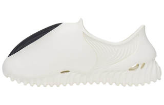 GENEGG Foam Runner Low top Sports Sandals Unisex Sponge White Egg Shaped Shoes
