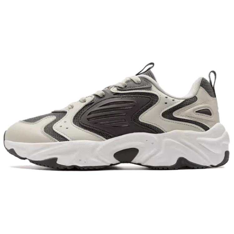 XTEP Star Trace SE Slip Resistant Abrasion Resistant Low top Casual Shoes Men's Beige Umber