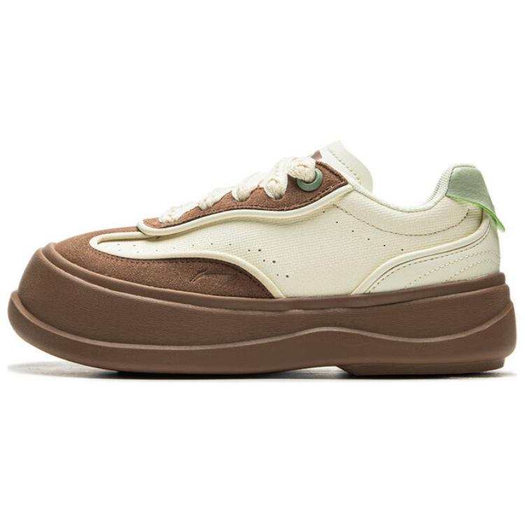 Li-Ning Li Ning Honey Platform Slip Resistant Abrasion Resistant Low top Casual Shoes Women's Beige Brown