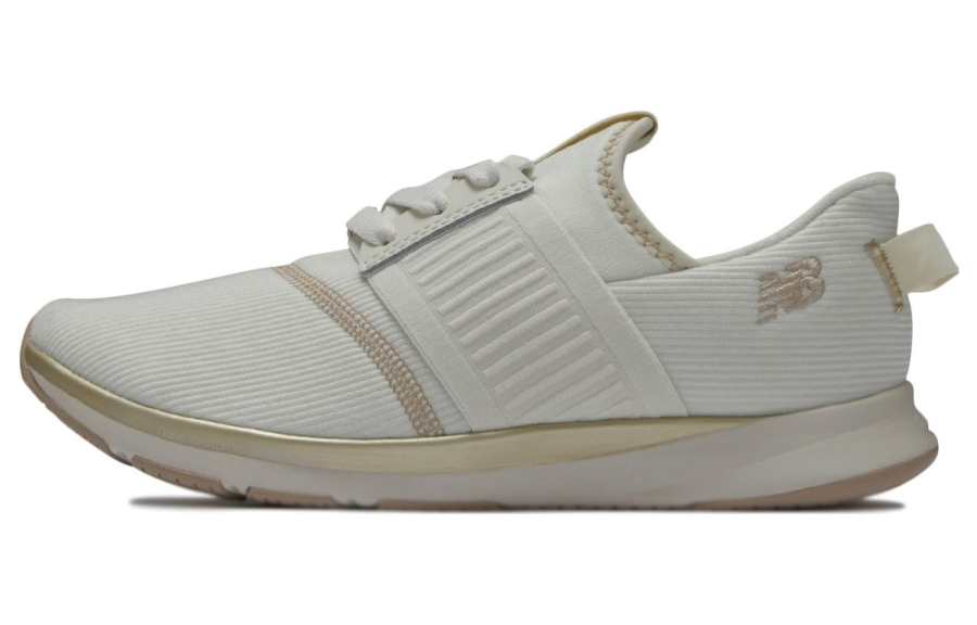 New Balance New Balance DynaSoft Nergize V3 Low top Casual Shoes Women's Ecru