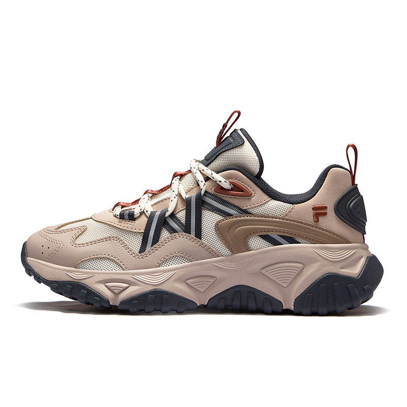 FILA FUSION FREEROAM Wander Shoes Low top Casual Shoes Women's Umber White