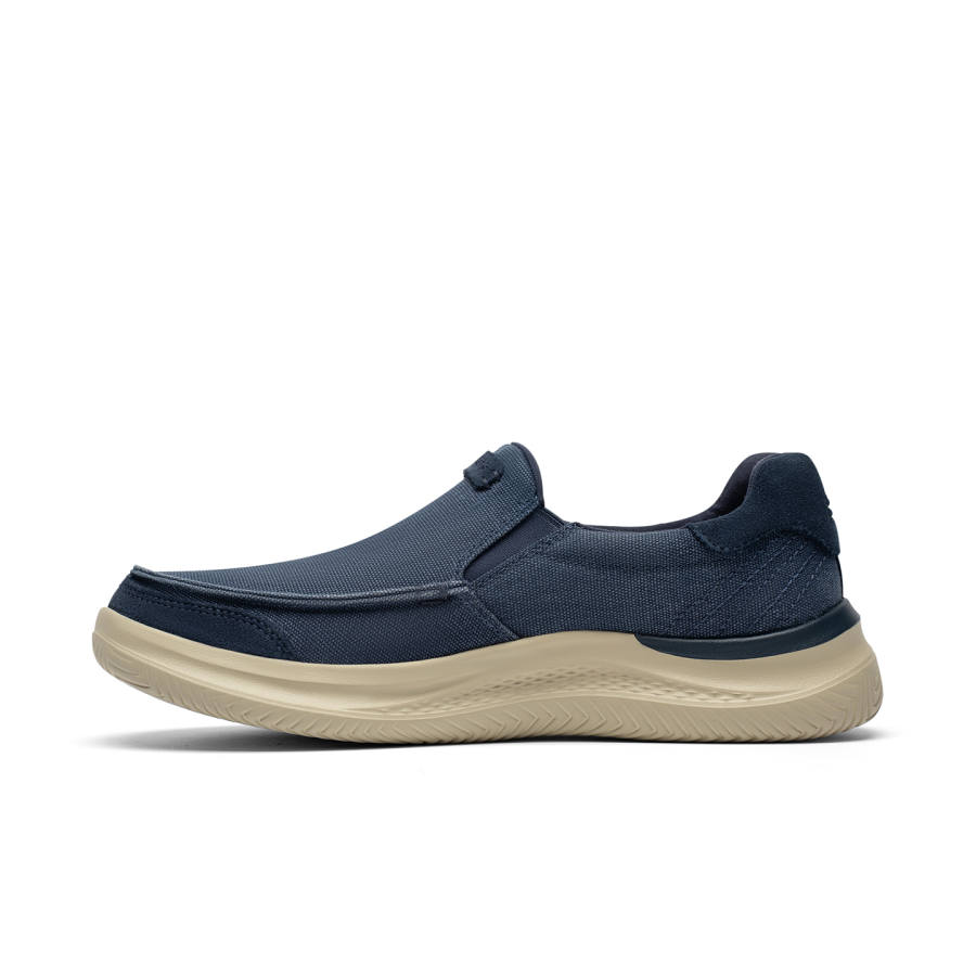 Skechers HASTING Low top Casual Shoes Men's Marine Blue