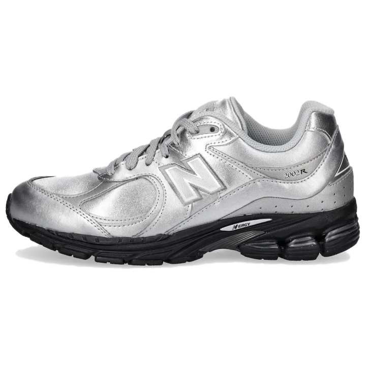 New Balance 2002R New Balance 'Leather Pack - Silver Metallic'