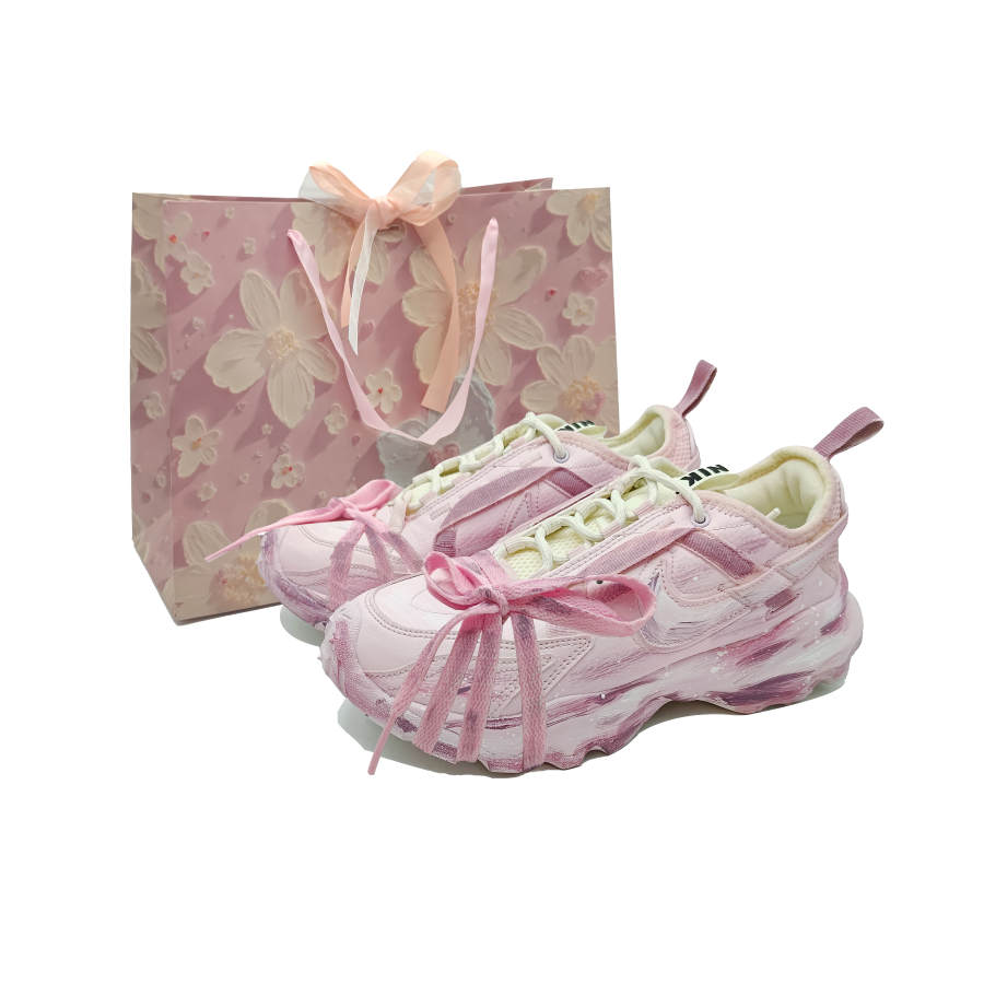 Nike Nike TC 7900 Misty Wild Cherry Blossom Low top Casual Shoes Women's Cherry Blossom Pink