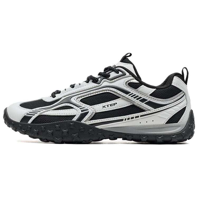 XTEP Cushioning, Wear Resistant Low top Casual Shoes Women's Black Moon Lime