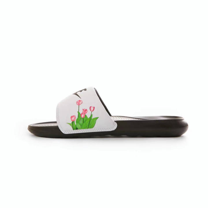 Nike Nike Victori One Slip Resistant Odor Resistant Slip Resistant Odor Resistant Slide Slippers Unisex White