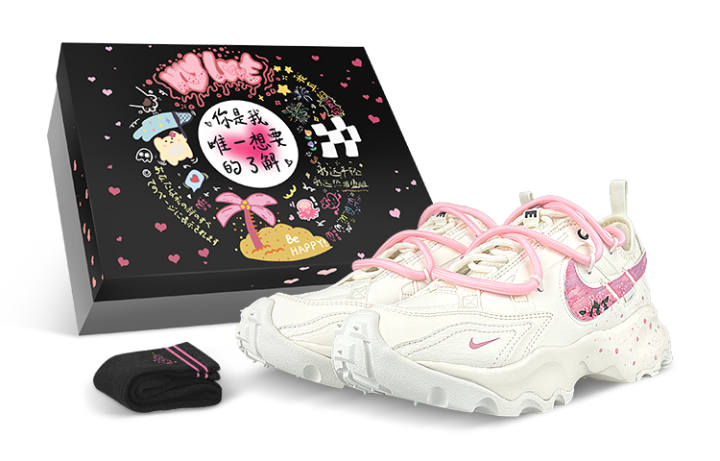 Nike Nike TC 7900 Low top Casual Shoes Women's White Pink