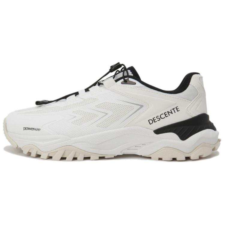 DESCENTE Low top Casual Shoes Unisex White Black