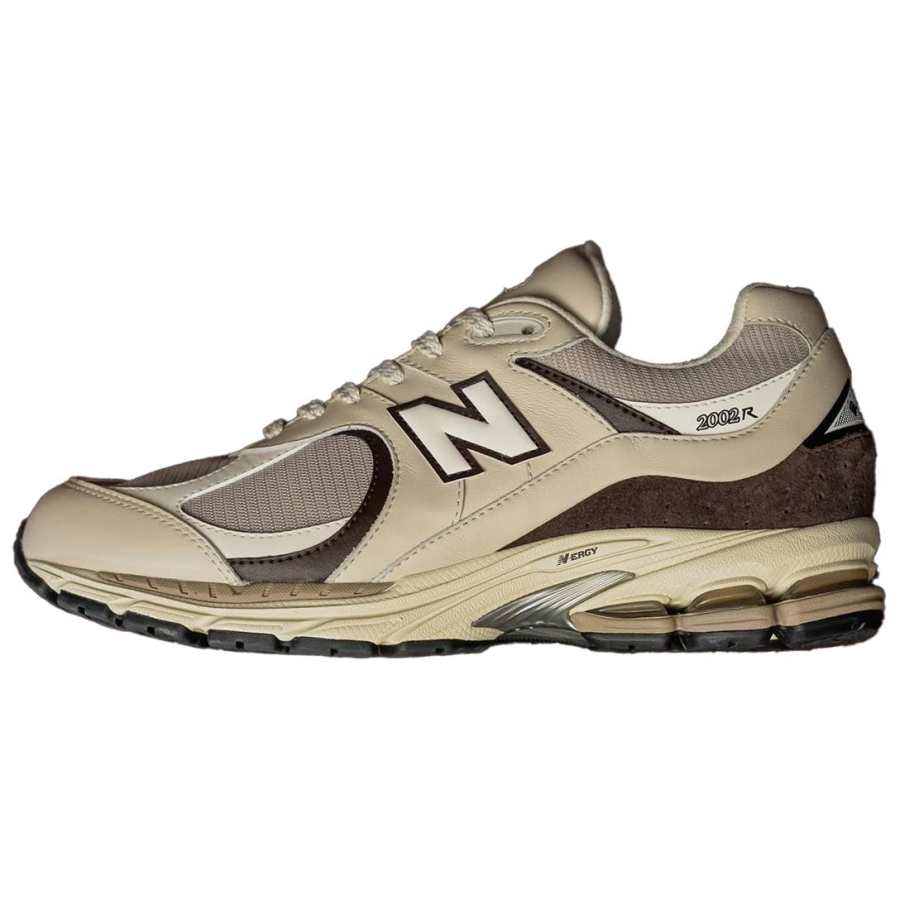 New Balance BEAUTY&YOUTH x New Balance NB 2002R Low top Casual Shoes Unisex White Brown