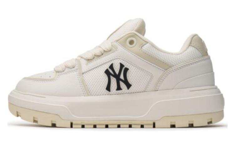 MLB Chunky Liner Synthetic Leather Slip Resistant Abrasion Resistant Low top Casual Shoes Unisex White Beige