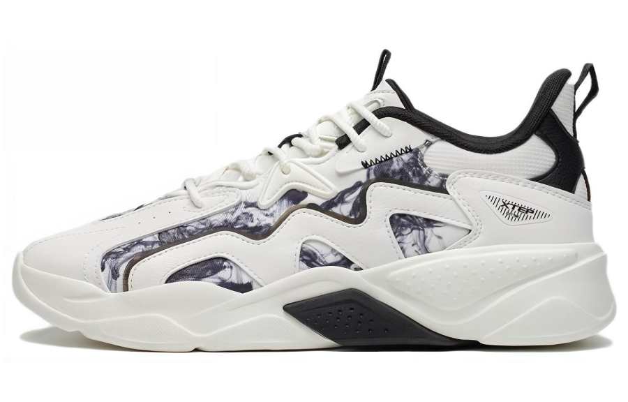 XTEP XTEP Low top Casual Shoes Men's Sail White/Black
