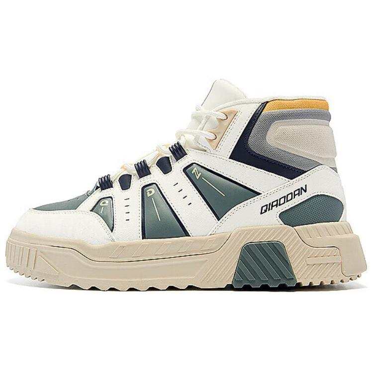 QIAODAN Mecha V2 Fleece Lined Comfortable And Trendy Slip Resistant And Abrasion Resistant Coverage High top