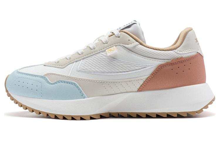 XTEP Comfortable Round Toe Slip Resistant Abrasion Resistant Low top Casual Shoes Women's Sail White