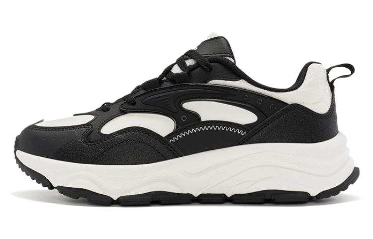 XTEP Cushioning Slip Resistant Low top Casual Shoes Women's Black
