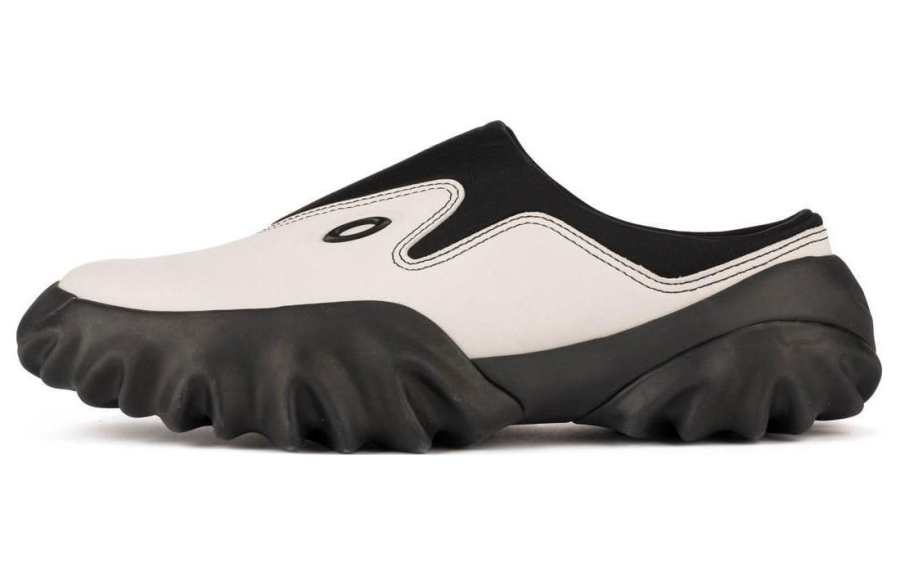 Oakley SSENSE CHOP SAW MULE x Oakley Factory Team Abrasion Resistant Breathable Low top Casual Shoes Unisex Beige