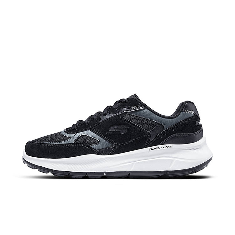 Skechers Low top Casual Shoes Men's Black White