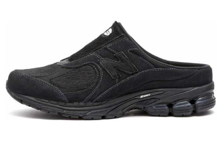 New Balance 2002R Mule New Balance 'Triple Black'