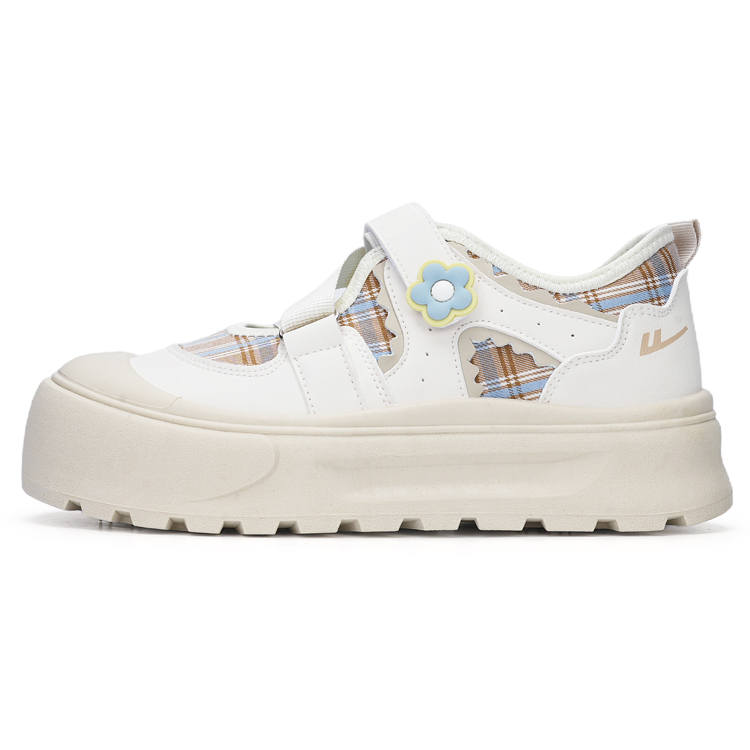 WARRIOR WARRIOR Abrasion Resistant Slip Resistant Coverage Abrasion Resistant Slip Resistant Coverage Low top