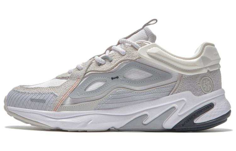 XTEP Slip Resistant Abrasion Resistant Low top Sports Casual Shoes Men's Micro White Light Heather Gray