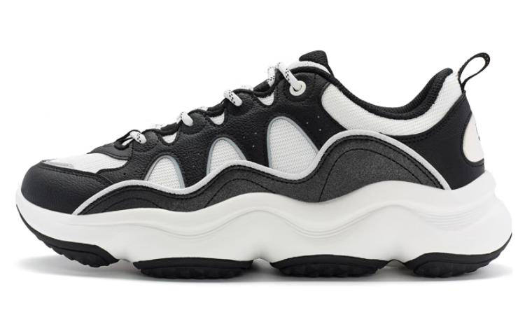 XTEP Hill Versatile Breathable Abrasion Resistant Slip Resistant Low top Sports Casual Shoes Men's Black White