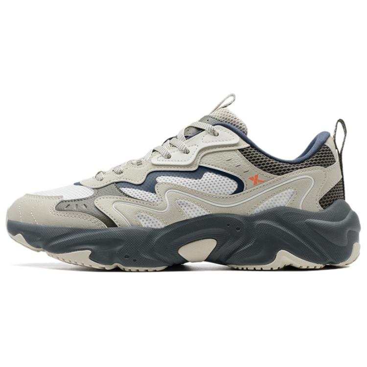 XTEP Slip Resistant Abrasion Resistant Low top Casual Shoes Men's Brown Gray White