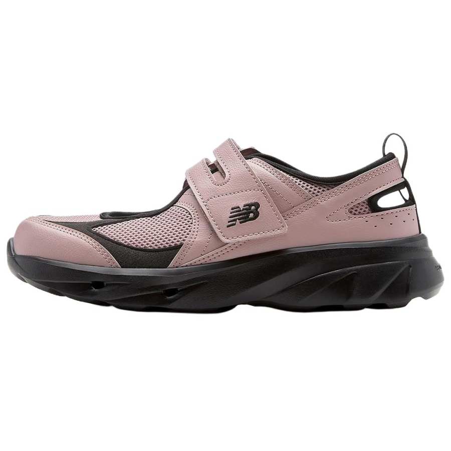 New Balance New Balance NB Breeze Low top Casual Shoes Women's Pink